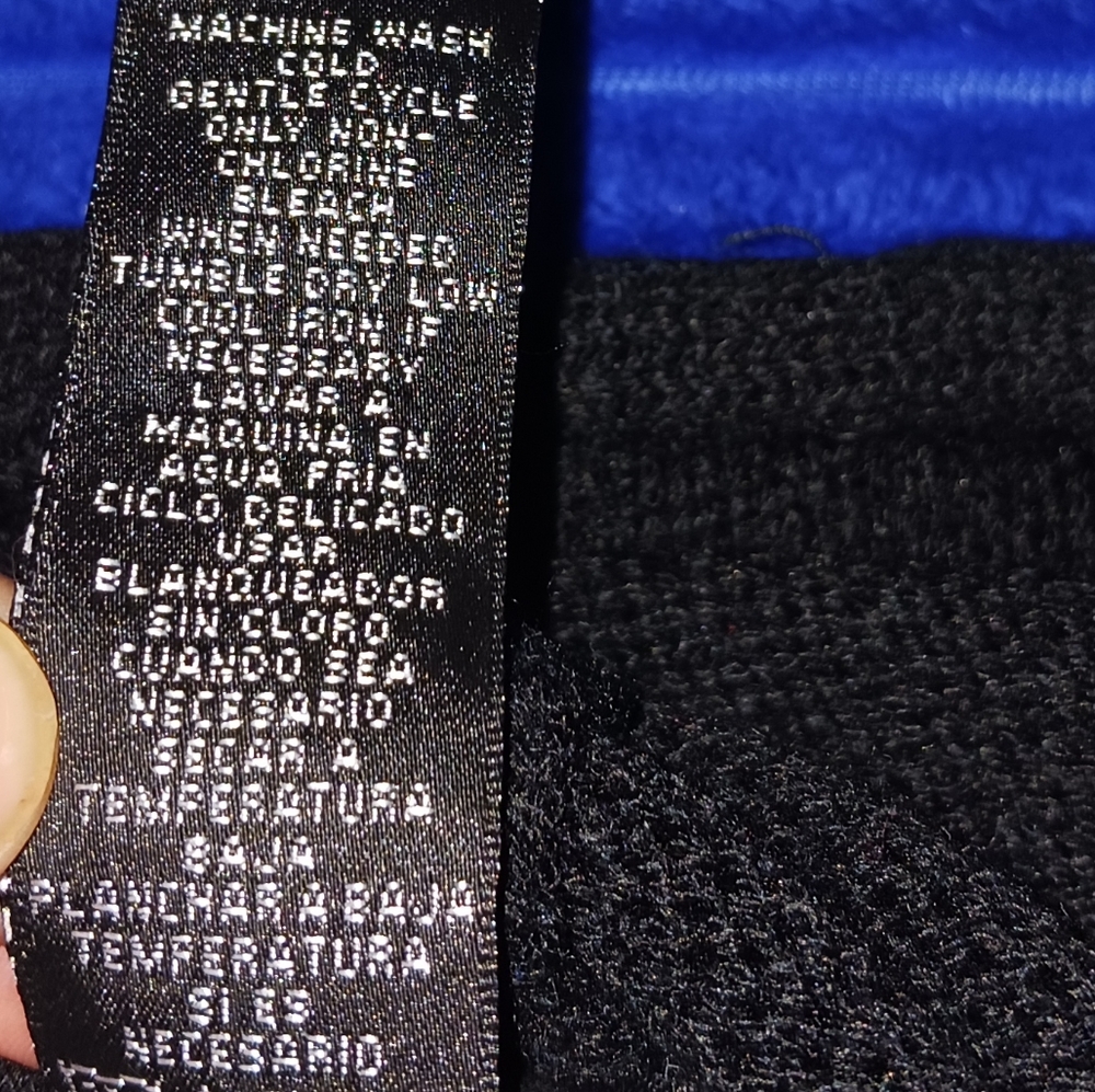 Sweater - Picture 4 of 6